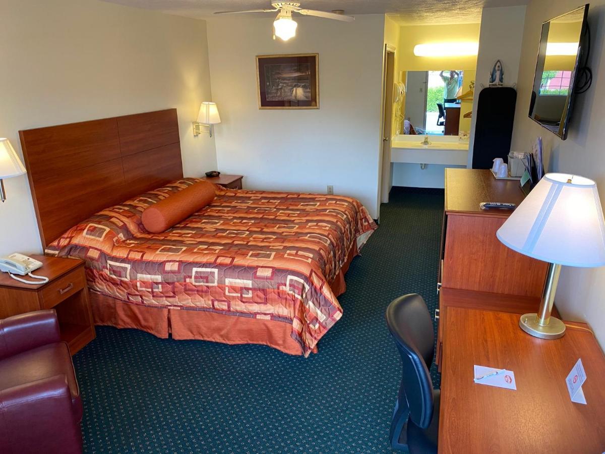 Country Hearth Inn-Union City Bagian luar foto